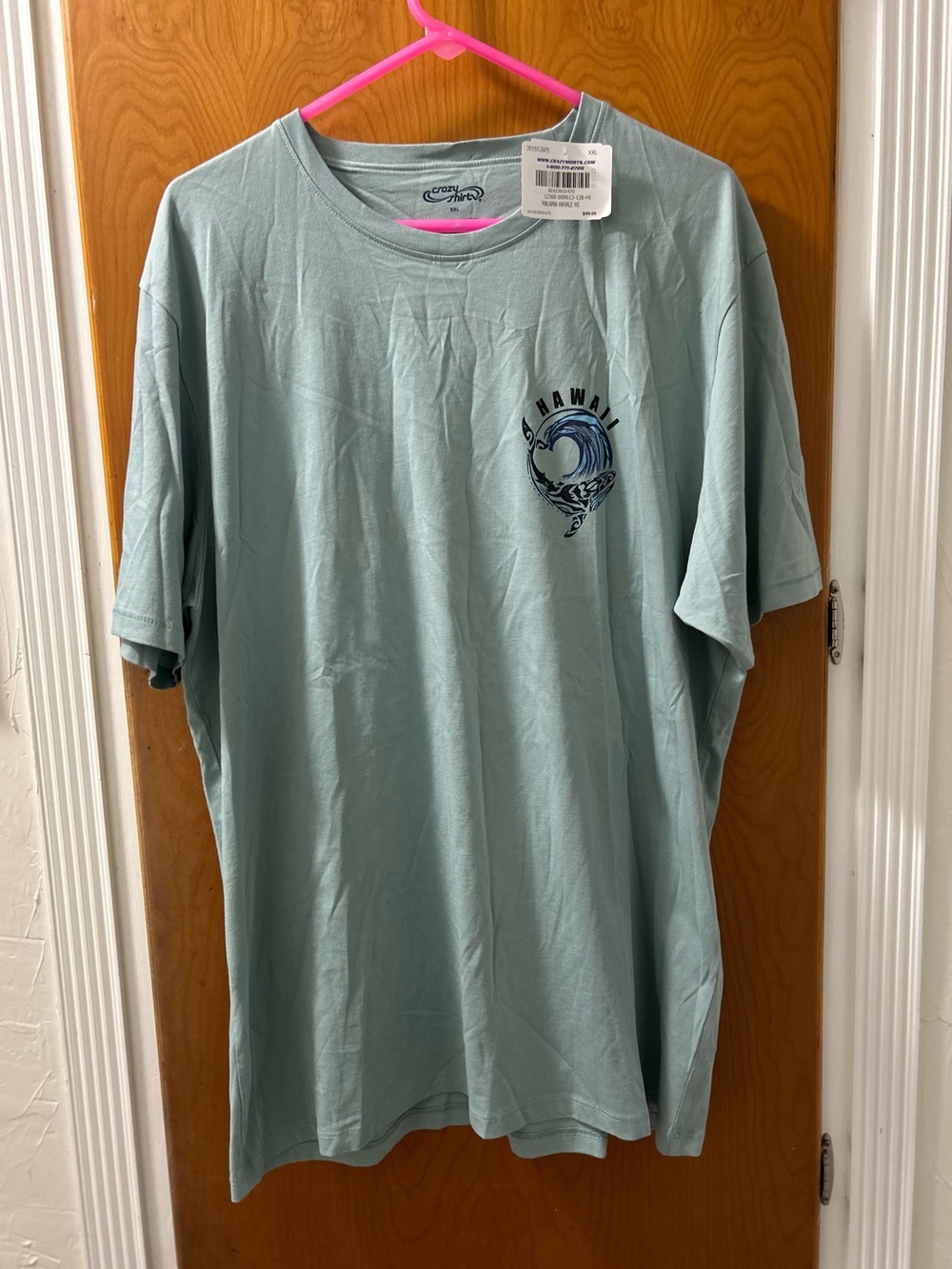 Coastal Wave Hawaii Tee - Light Seafoam Green